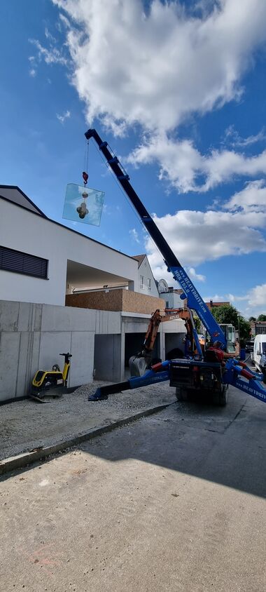 Elevación de la MRK 55.0 S y el panel de vidrio.
